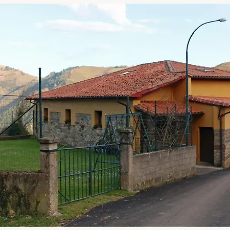 Casa L'andorvio منزل ريفي *